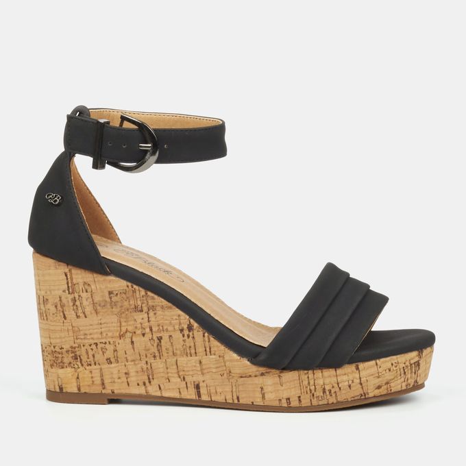 black going out wedges