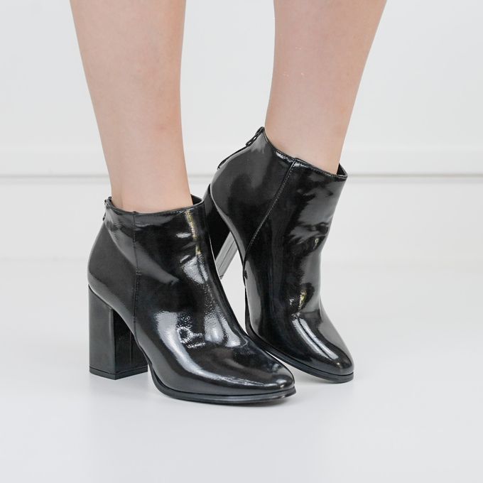 Brielle Patent Block Heel Ankle Boots Black 5 LaMara Paris | South ...